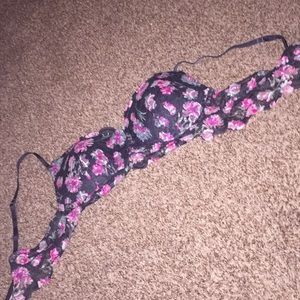 ‘Glitch’ Flowers